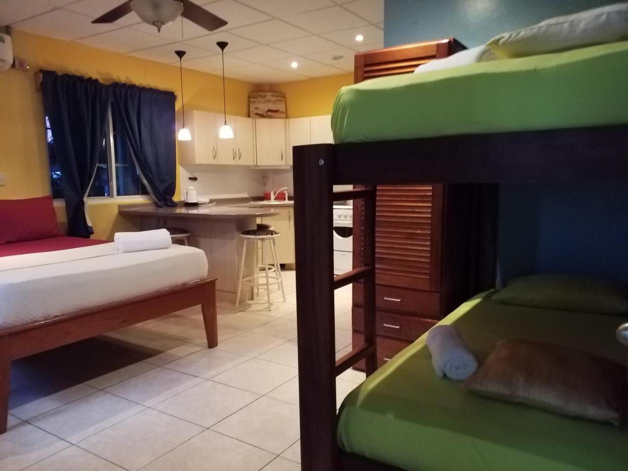 Aqua Point Condos Rentals Bocas Town Ngoại thất bức ảnh